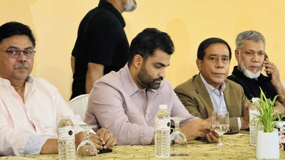 বুলবুলের কমিটিকে ‘অবৈধ’ বলে বিদ্রোহের ডাক তামিমদের