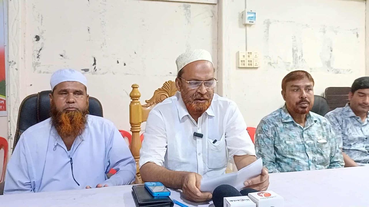 শ্রীবরদীতে ফেসবুকে মিথ্যা অপপ্রচারের প্রতিবাদে সংবাদ সম্মেলন