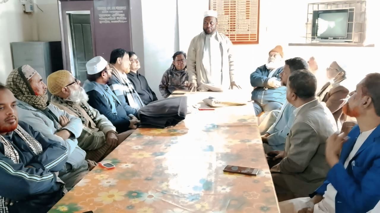 স্বপ্ন, প্রত্যাশা ও উন্নয়নের বার্তা অধ্যাপক জসিম উদ্দিনের সঙ্গে ফুলবাড়ীয়া সমিতির আলোচনা